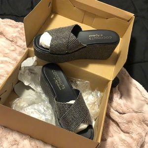 Coconuts by Matisse Wedges! 🌸☀️🌺